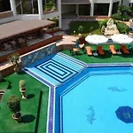 Cairo Poolside Getaway